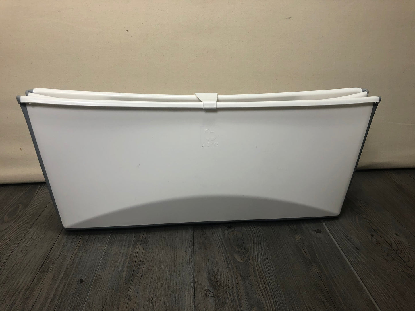 None  Stokke Bath Tub, None