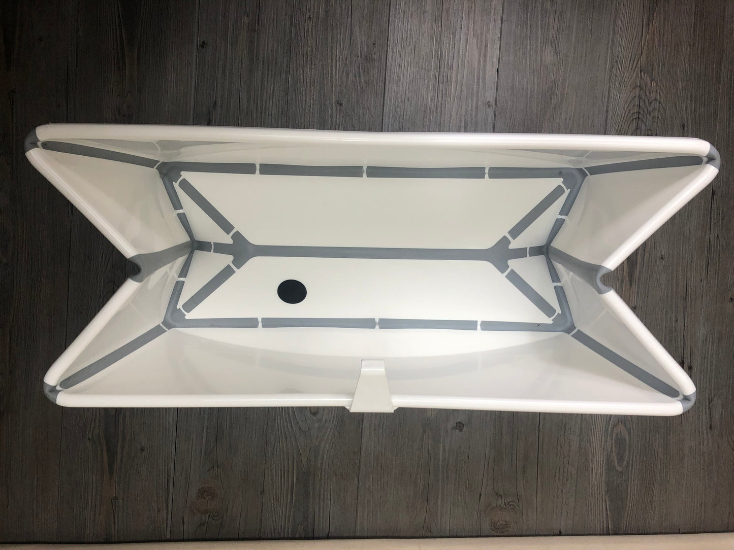 None  Stokke Bath Tub, None