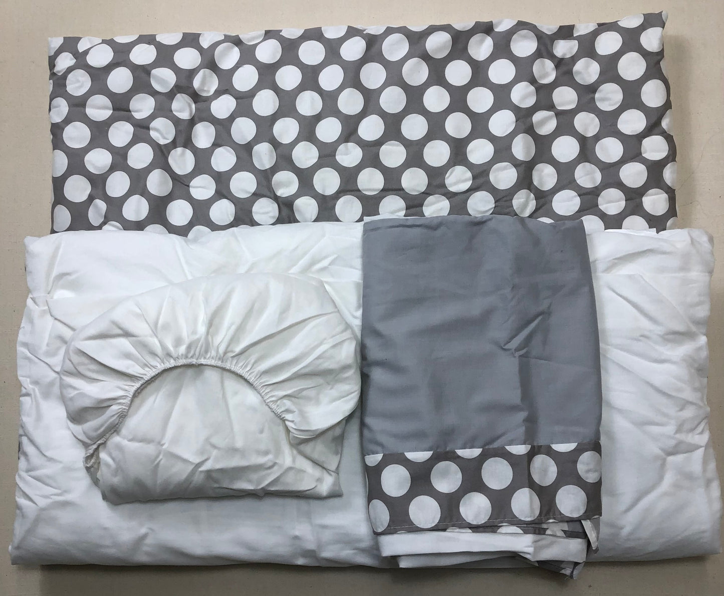 Polka  Bed Sheet Set, Crib