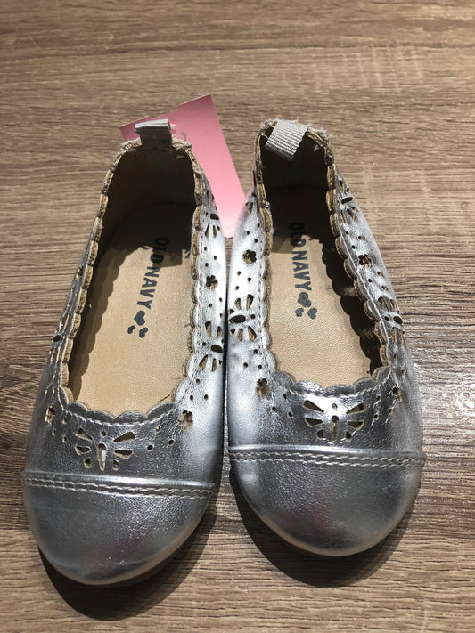 Silver  Old Navy Shoes, 5T