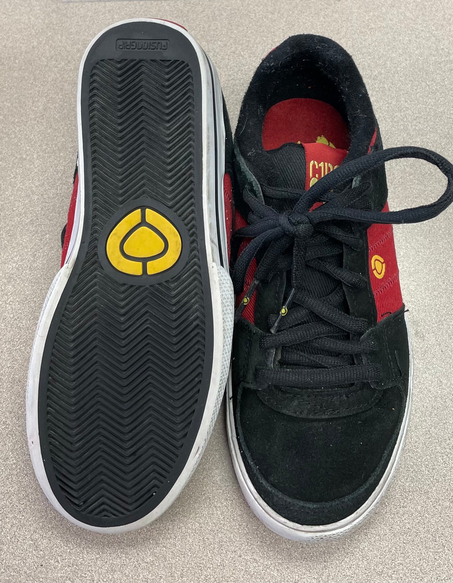 Blk/red  Circa Skateboard  Shoes, 5Y