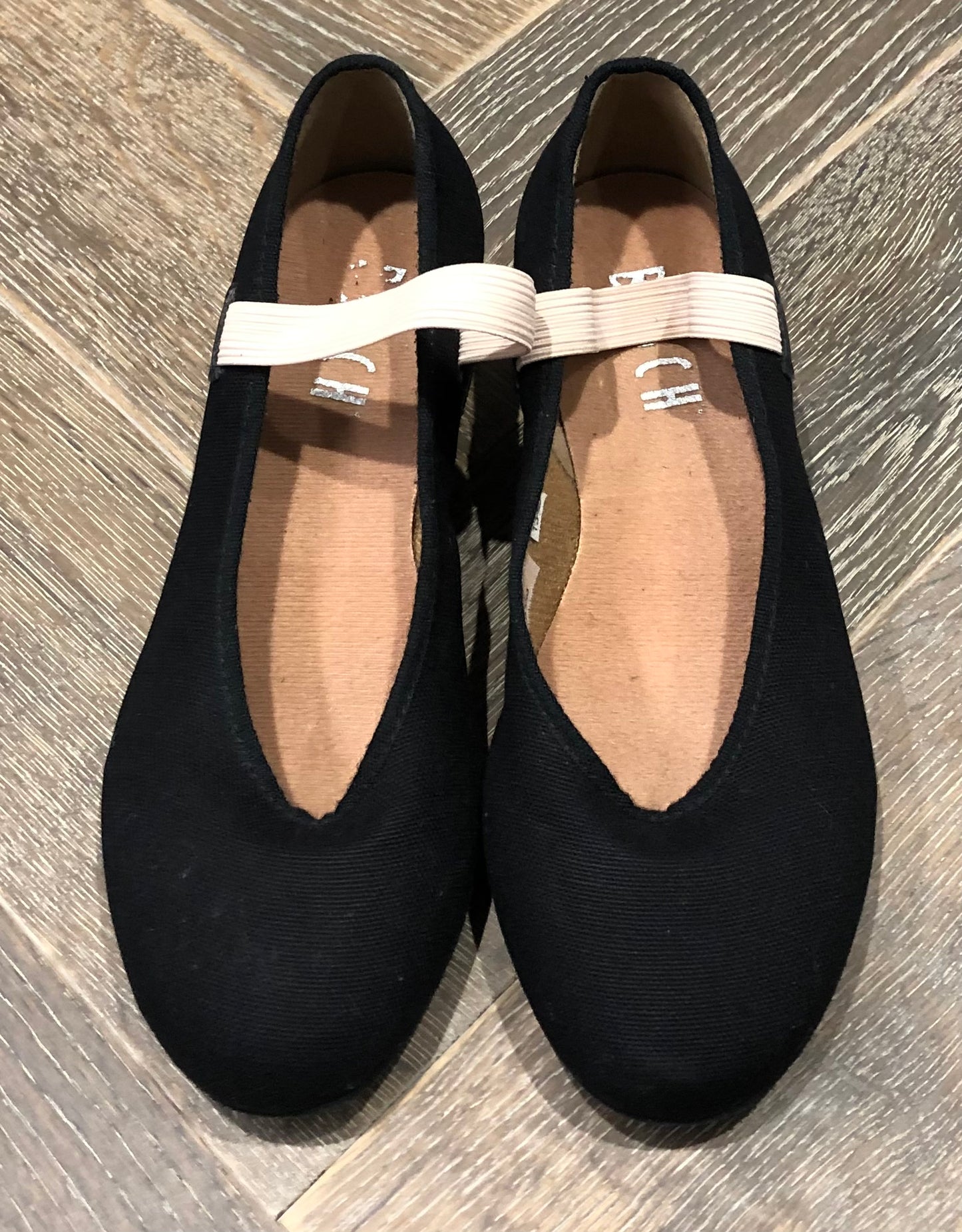 Black  Bloch Character  Shoes, 13.5Y