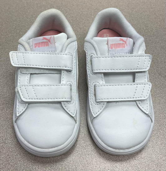 White  Puma Velcro Shoes, 7T