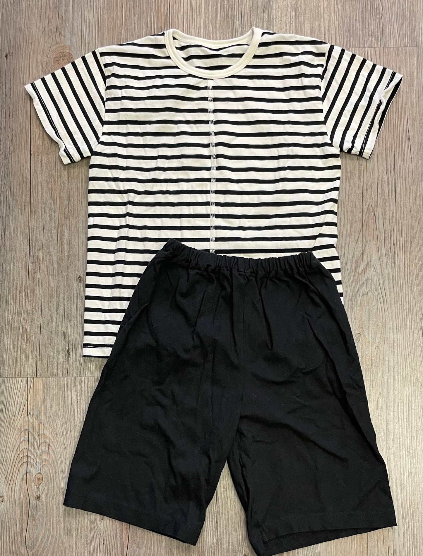 Blk/whit  2pc Clothing Set, 6-7Y