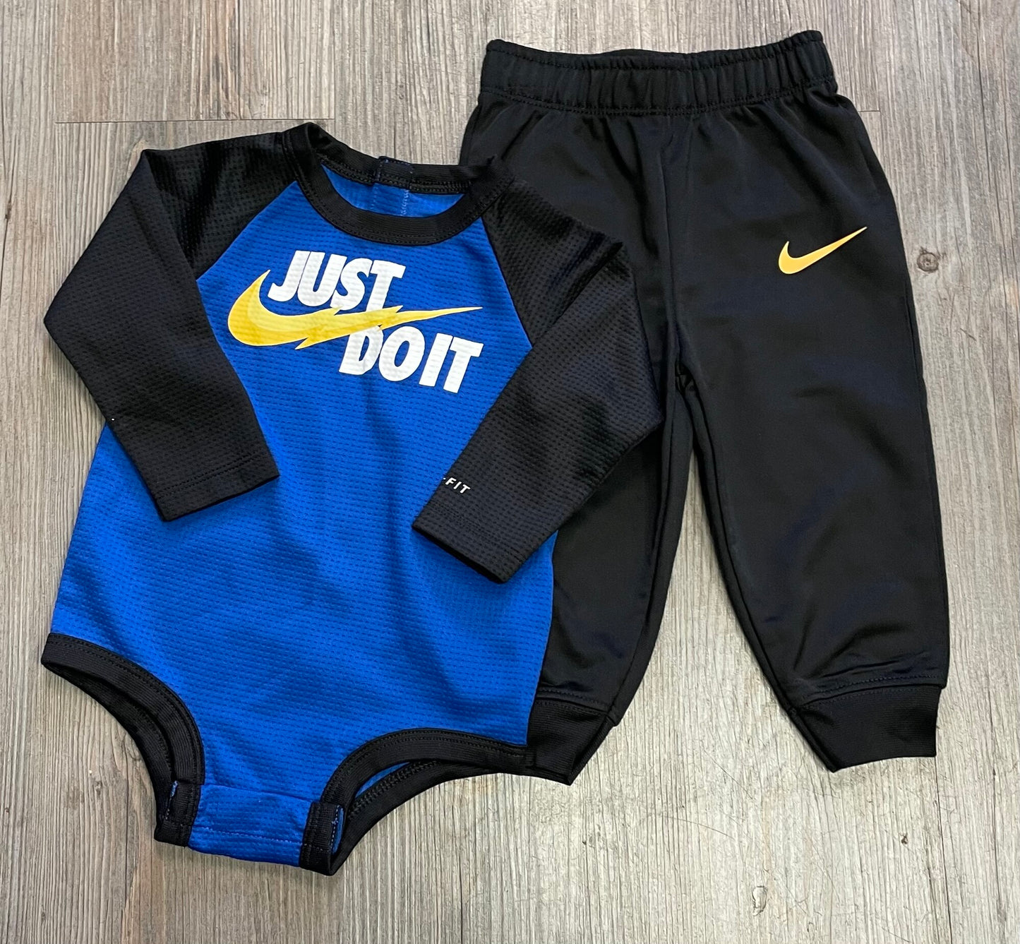 Blue/blk  Nike Clothing  2pc Set, 9M