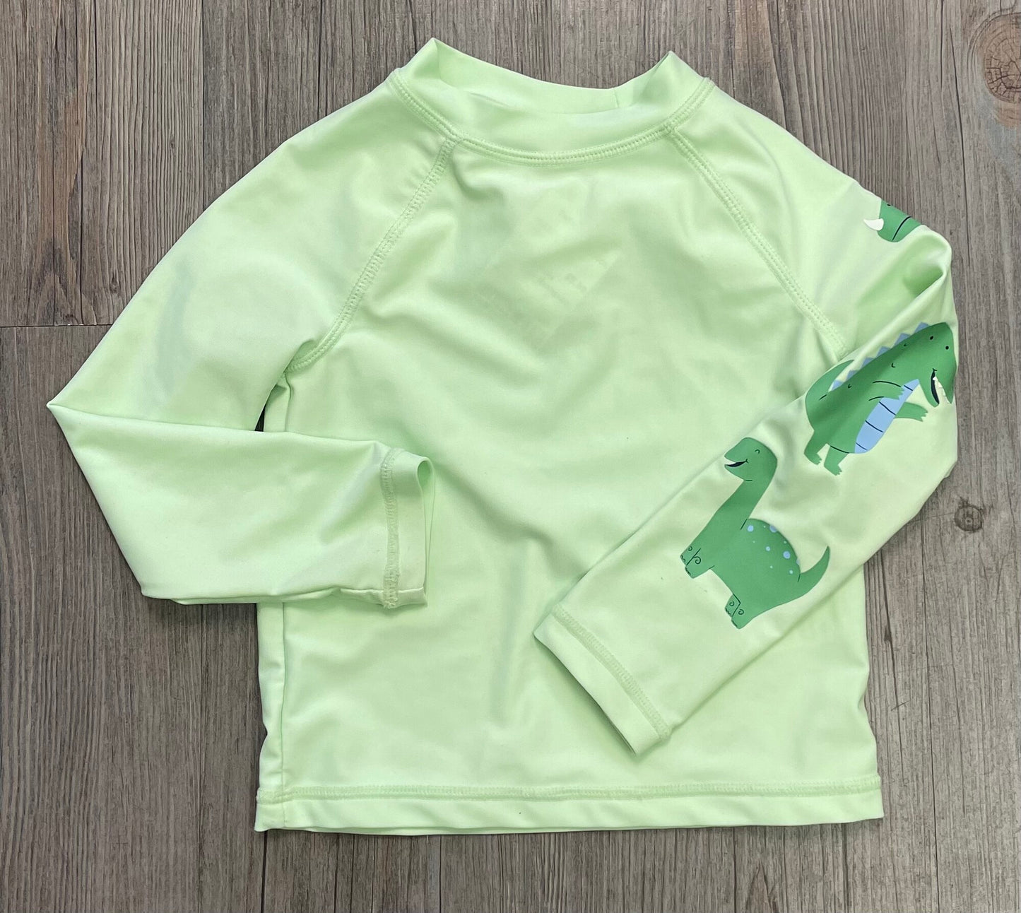 Mint  Joe Fresh Rashguards, 2Y