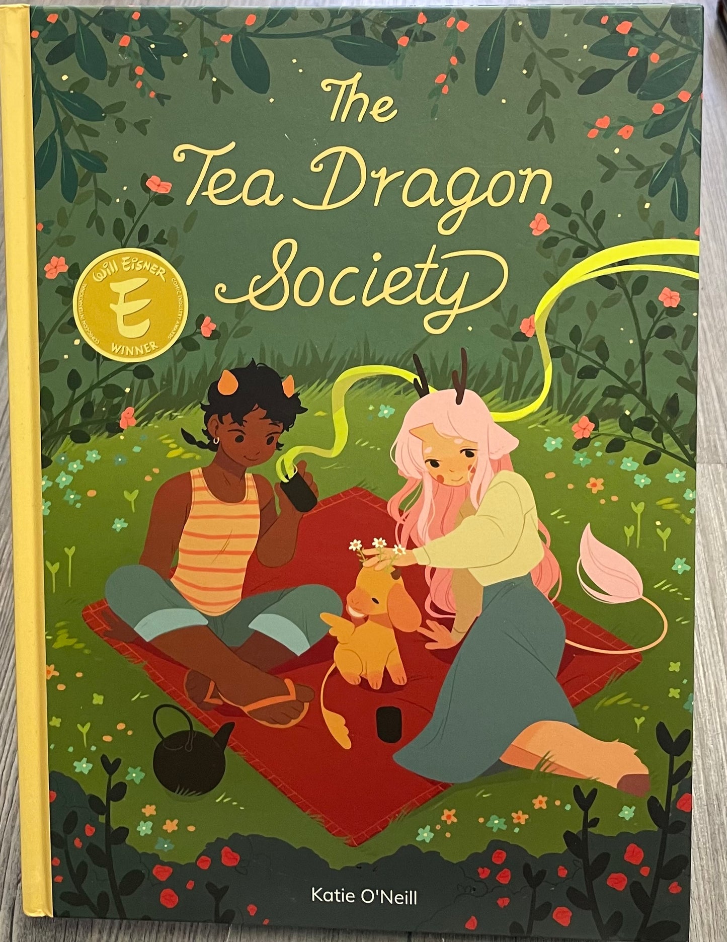 Multi  The Tea Dragon Society, Hardcover