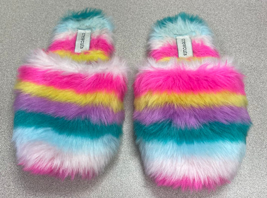 Multi  Crewcuts Slippers, 13Y