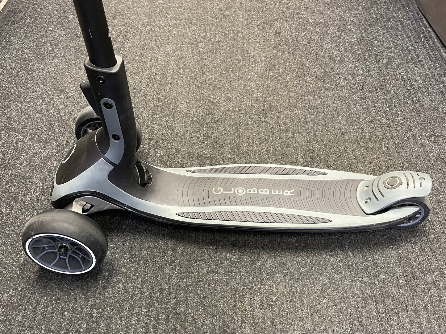 Black  Globber Ultimate Scooter, Max 220 Lb