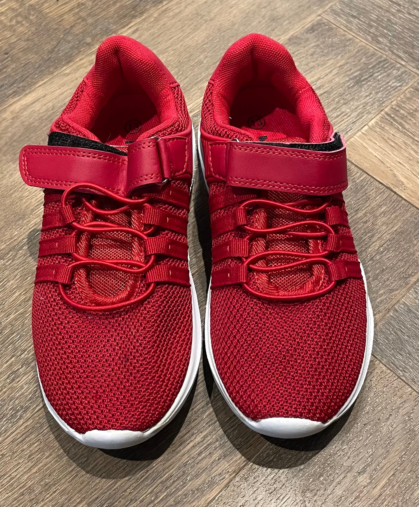 Red  Navig 8 Velcro Shoes, 13Y