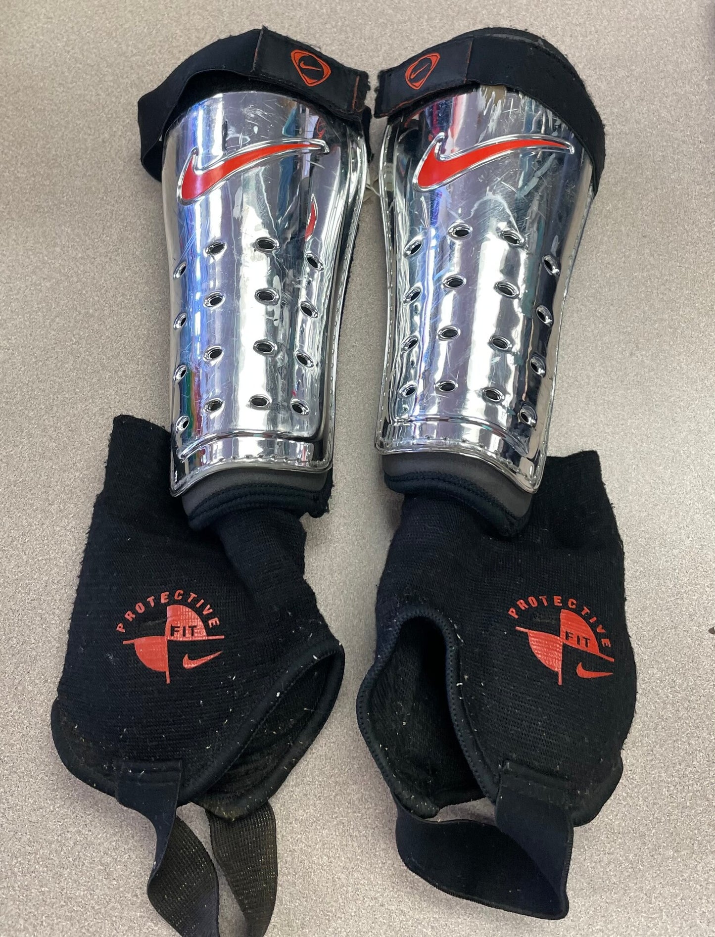Silver  Nike Soccer Shinguard, Youth