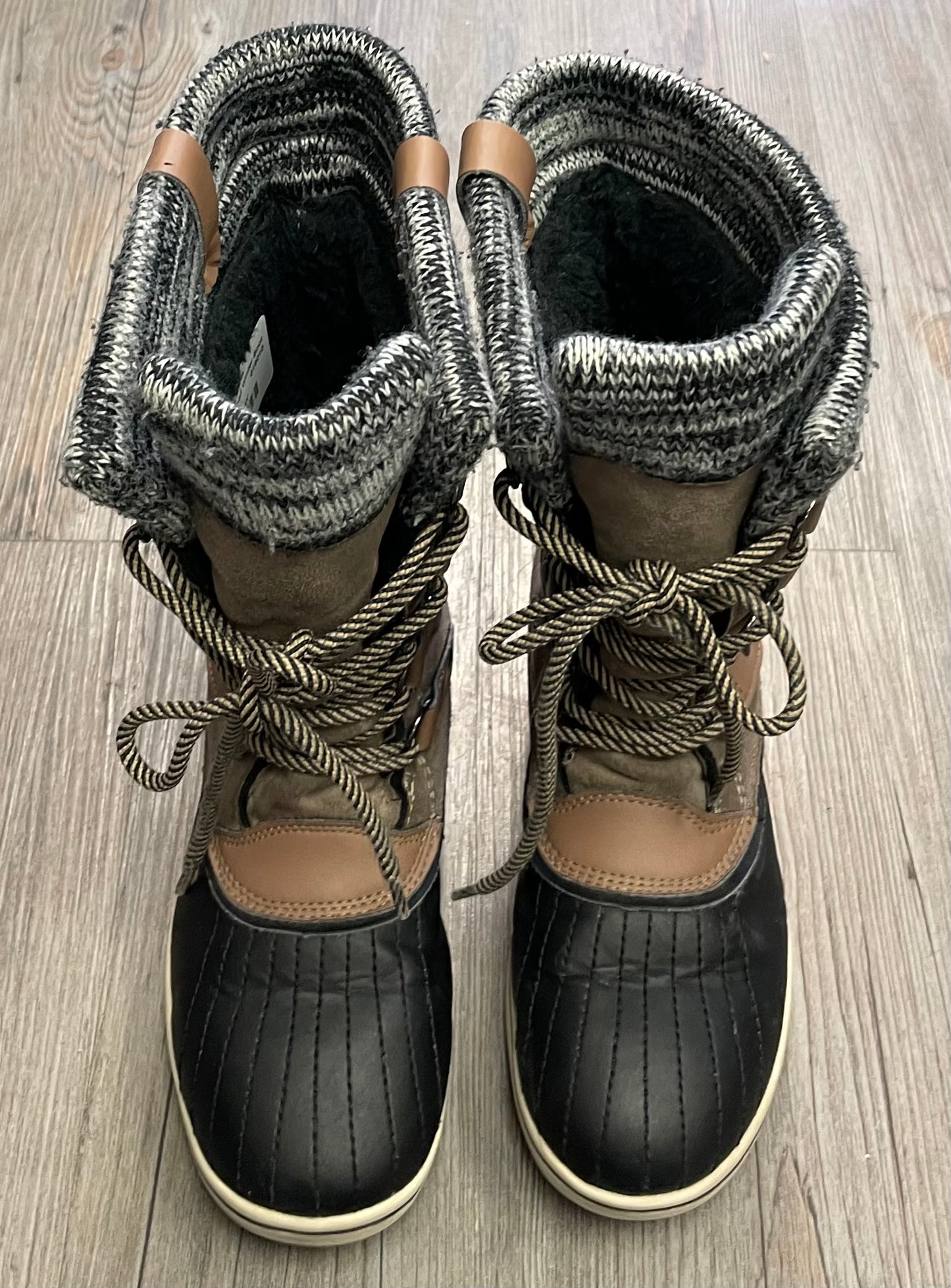 Brown  Banff Trail Winter Boots, 6Y