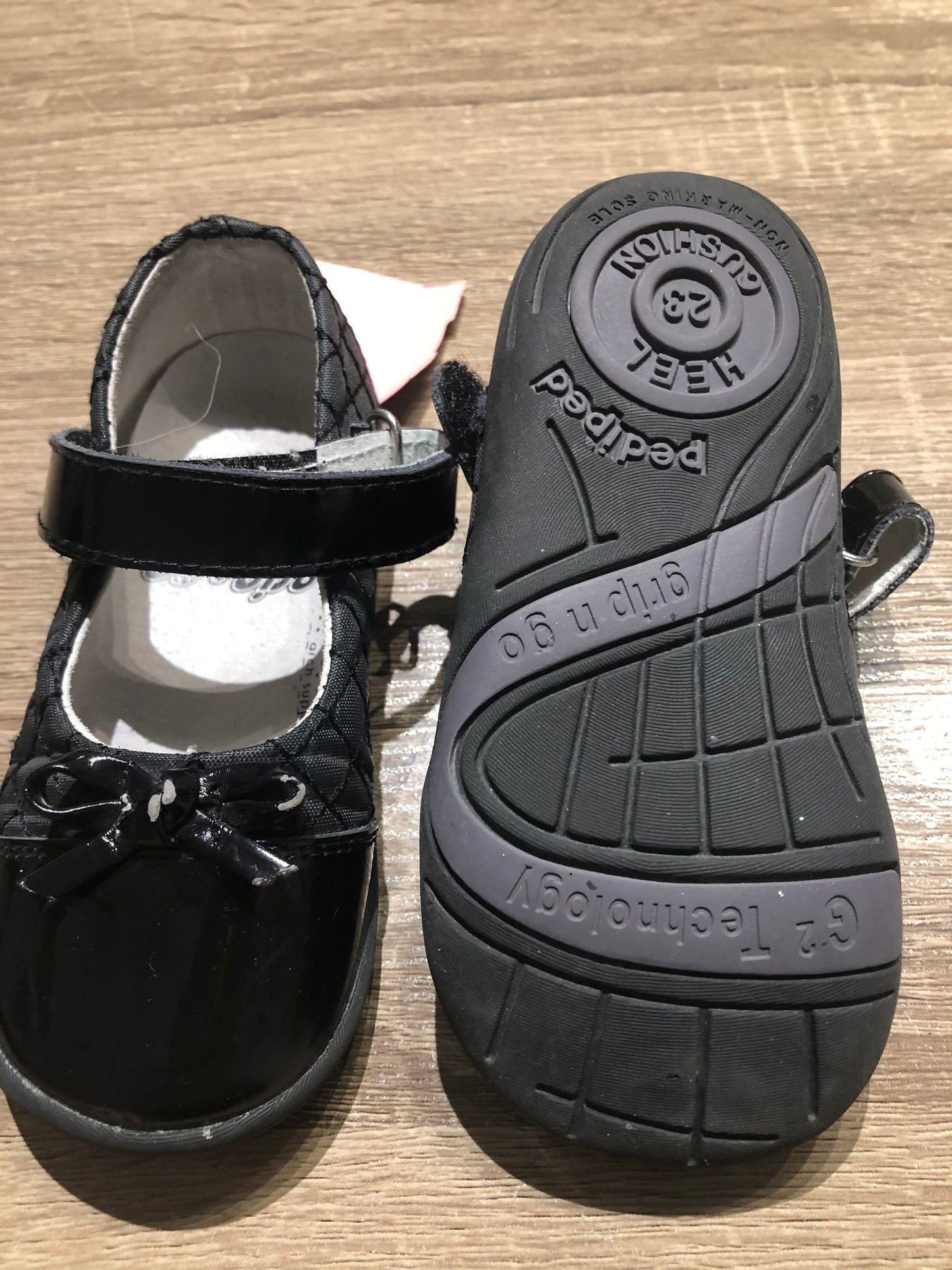 Black  Pediped Flat Grip N Go, 7T