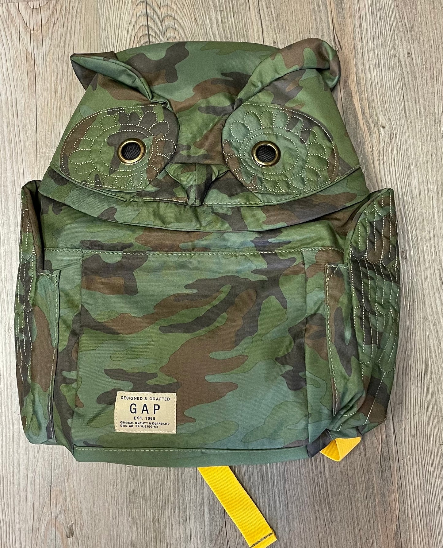 Camo  Gap Back Pack, NEW