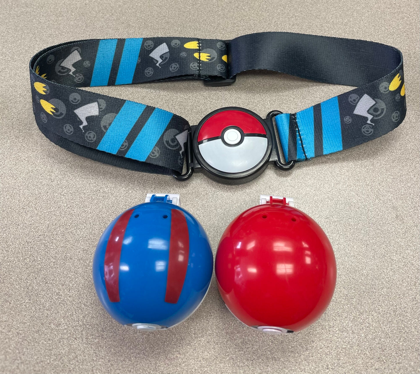 Multi  Pokemon Clip And Go Belt, Pre-owned