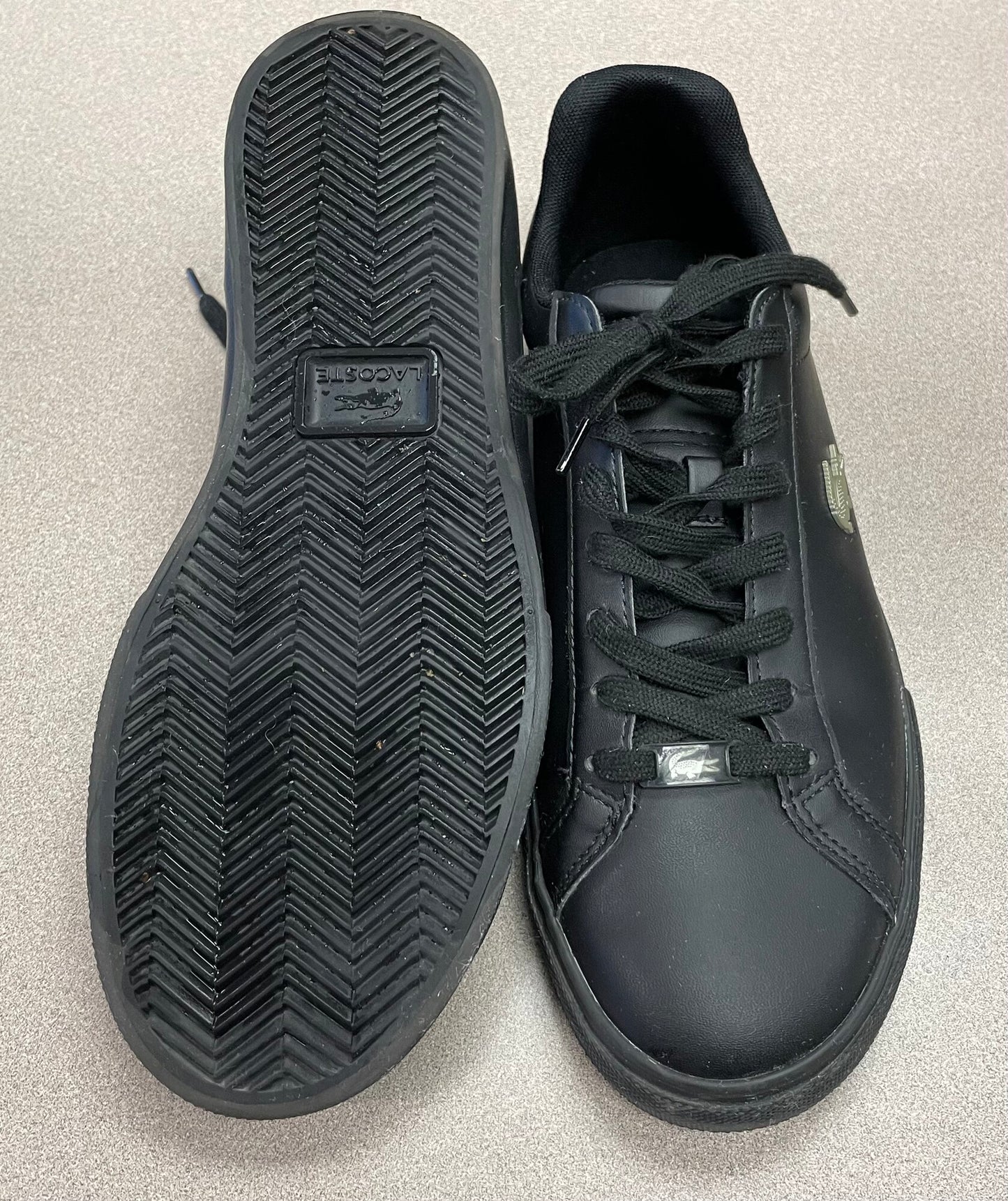 Black  Lacoste Sneaker, 9Y