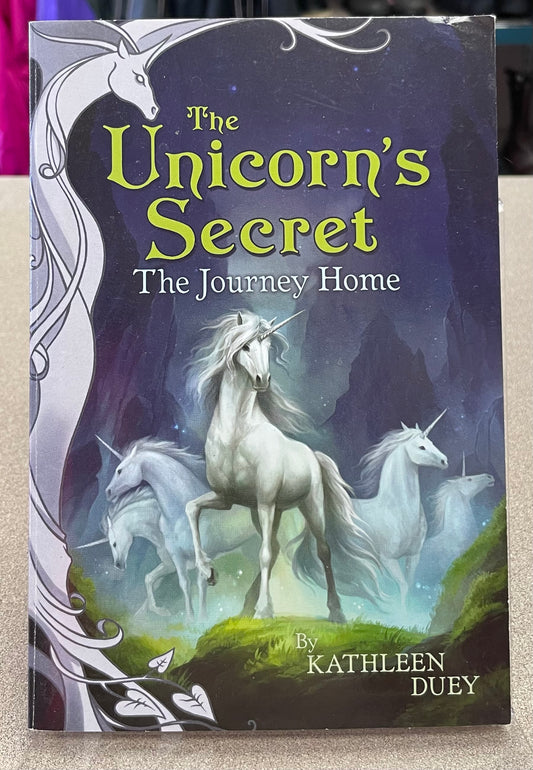 Multi  The Unicorns Secrets 8, Paperback