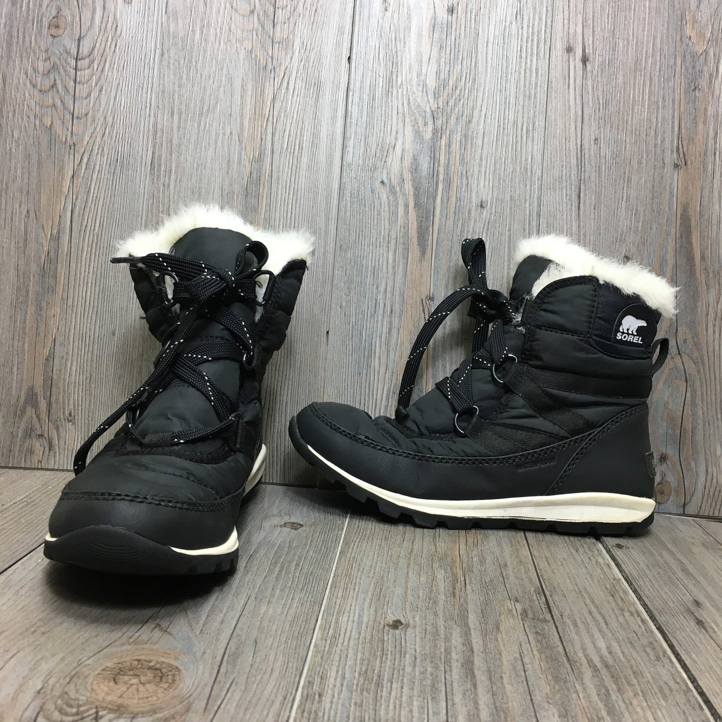 Black  Sorel Winterboots, 3Y