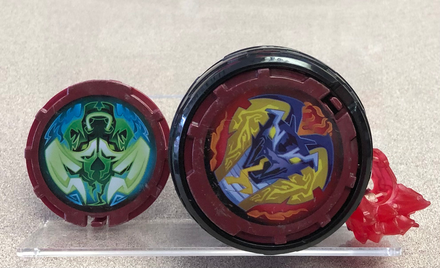 Red  Dragon Yo-yo Lights Up, Used