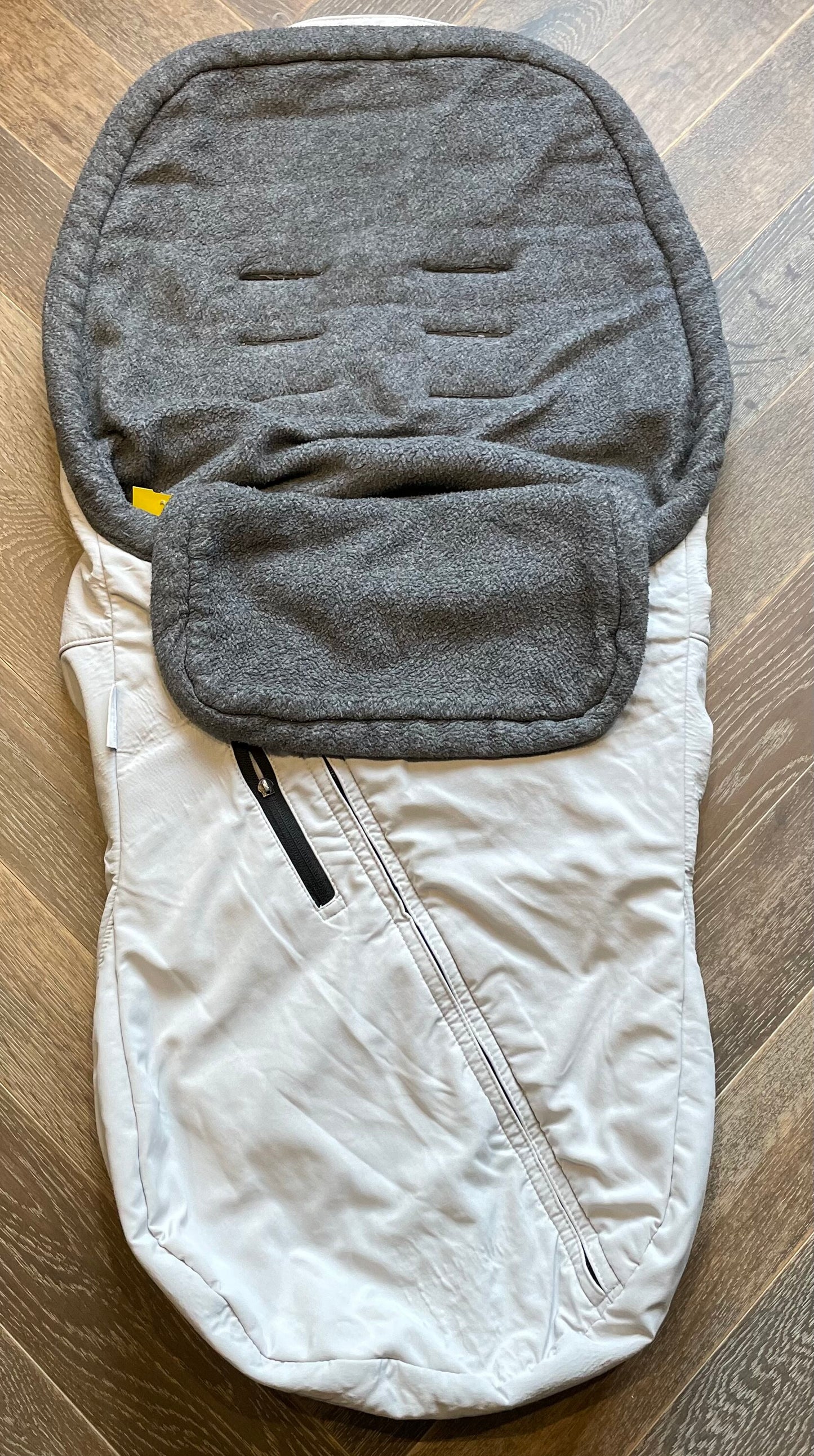 Grey  Uppa Baby Ganoosh Footmuf, Used