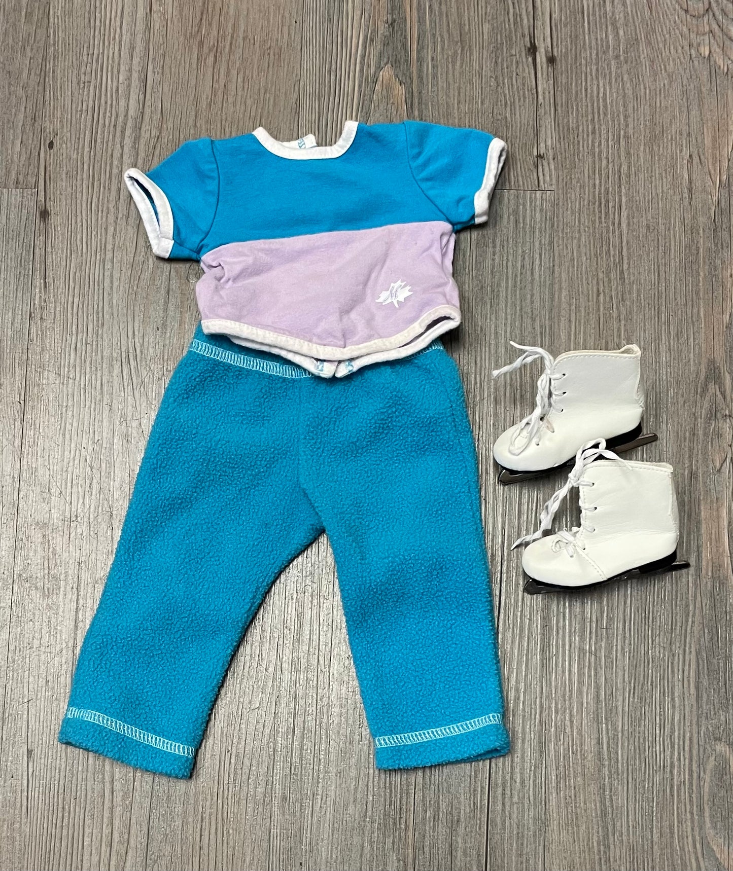 Blue  Maplelea Skating Set, 18 Inch