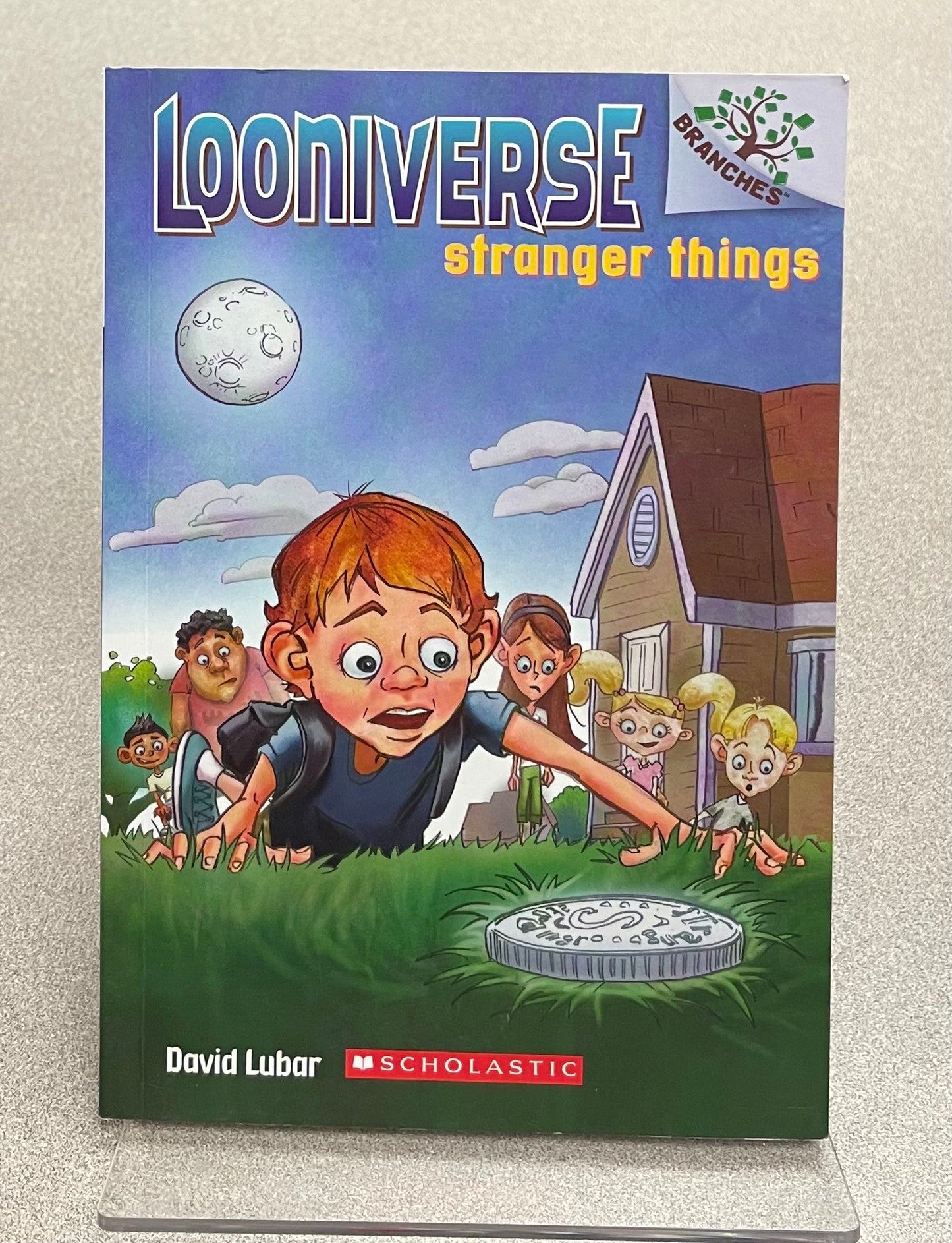 Multi  Looniverse Strangers Thin, Paperback