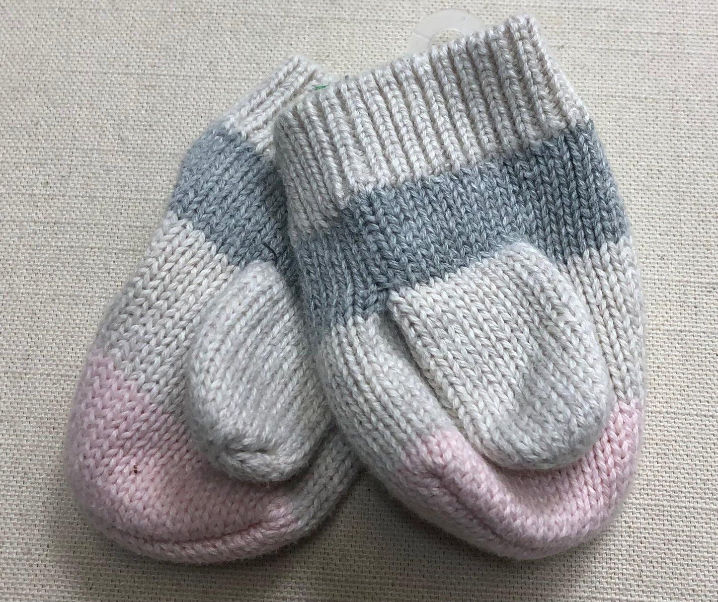 Multi  Baby Gap Mittens, 6-12M