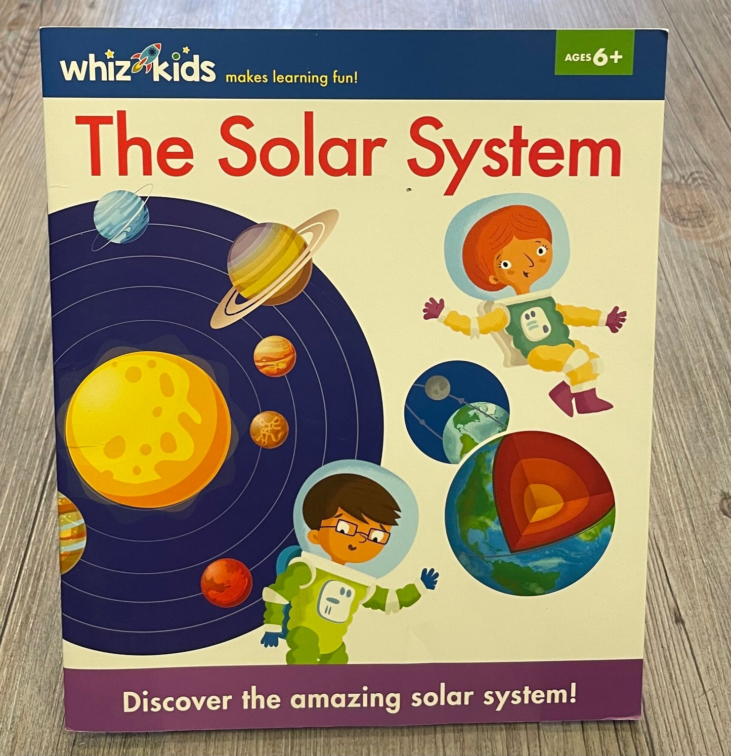 Multi  The Solar System, Paperback
