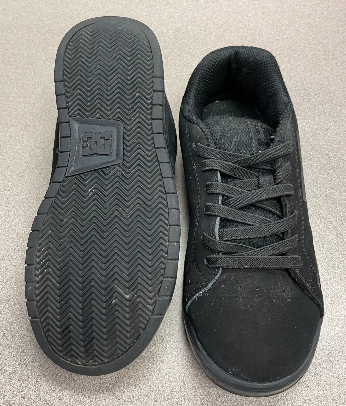 Black  DC Lace Up Shoes, 3Y
