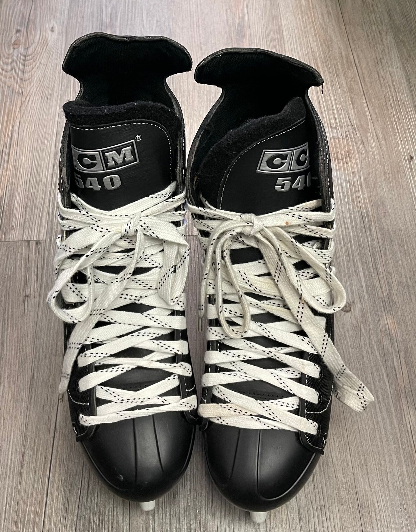 Black  CCM Powerline  Skates, 11Y