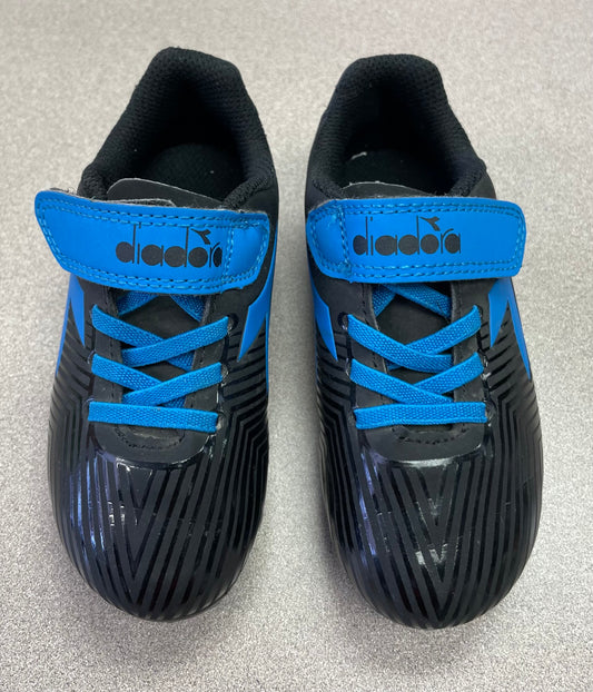 Black  Diadora Soccer Cleats, 9T
