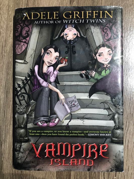 Multi  Vampire Island, Hardcover