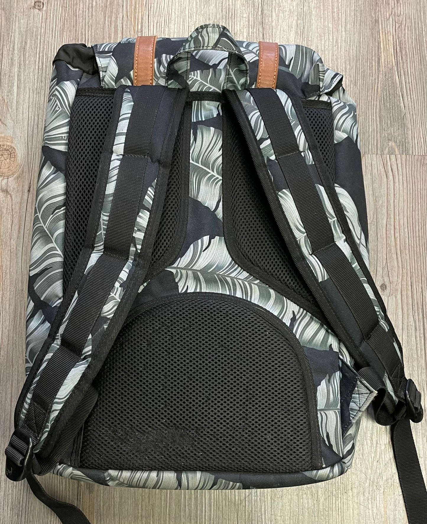 Green  Herschel Back Pack, Pre-owned