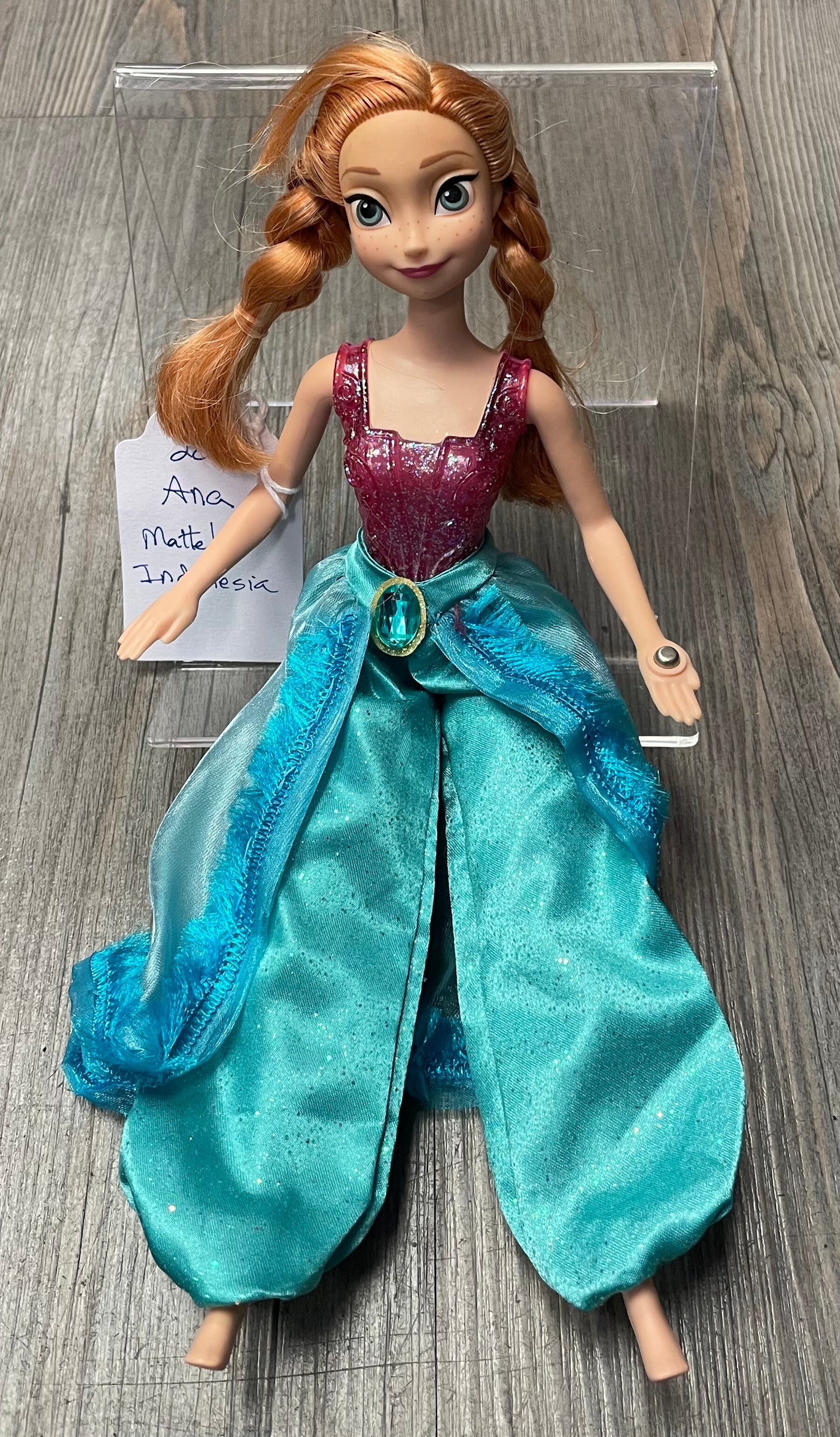 Multi  Ana Doll, None