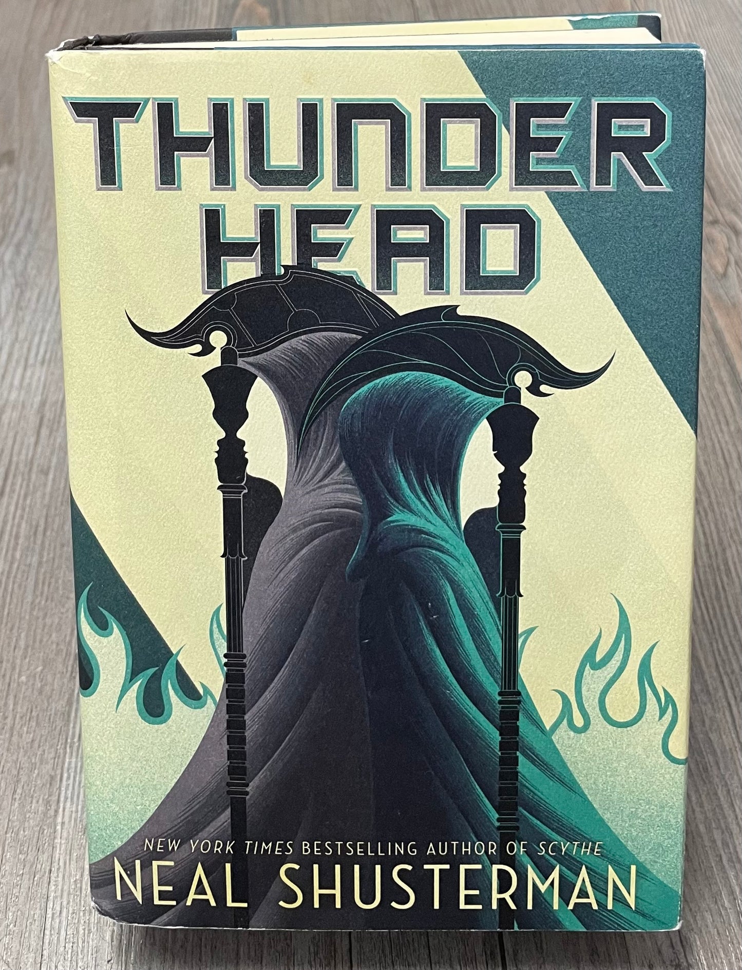Multi  Thunder Head, Hardcover