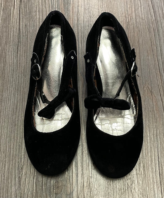 Black  Velvet Tiny  Heel Shoes, 1Y