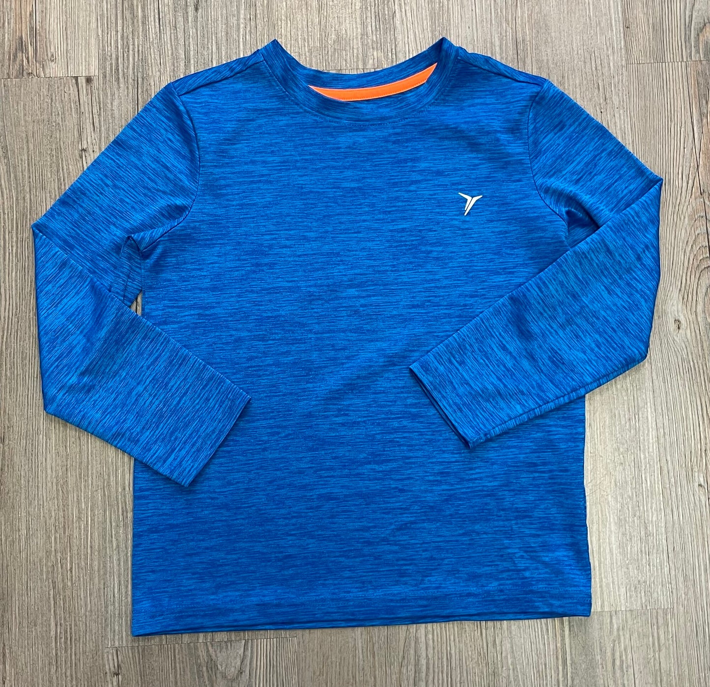 Blue  Old Navy Active Tee  LS, 6-7Y