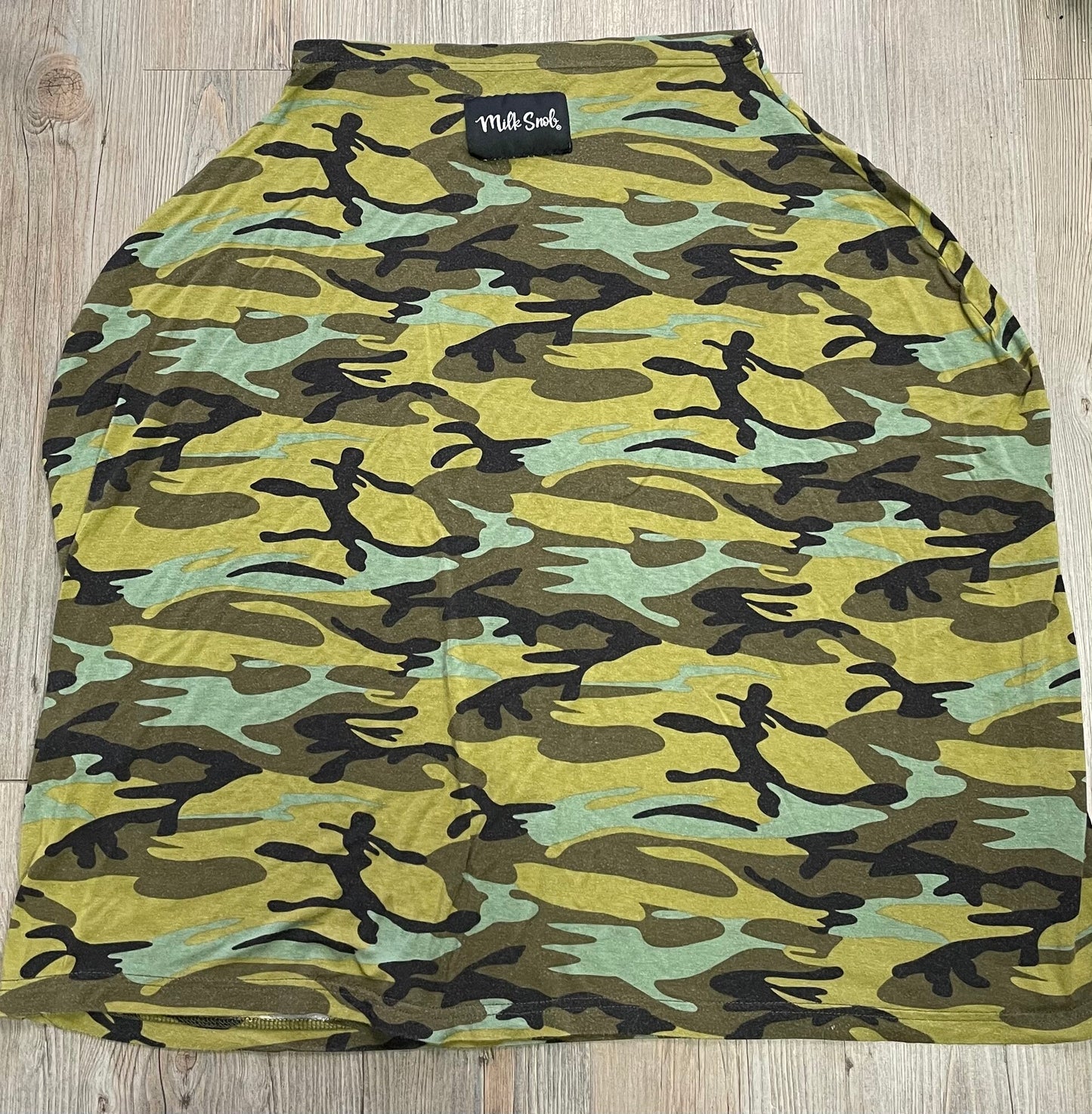 Camo  Milk Snob CarSeat Cover, Pre-owned