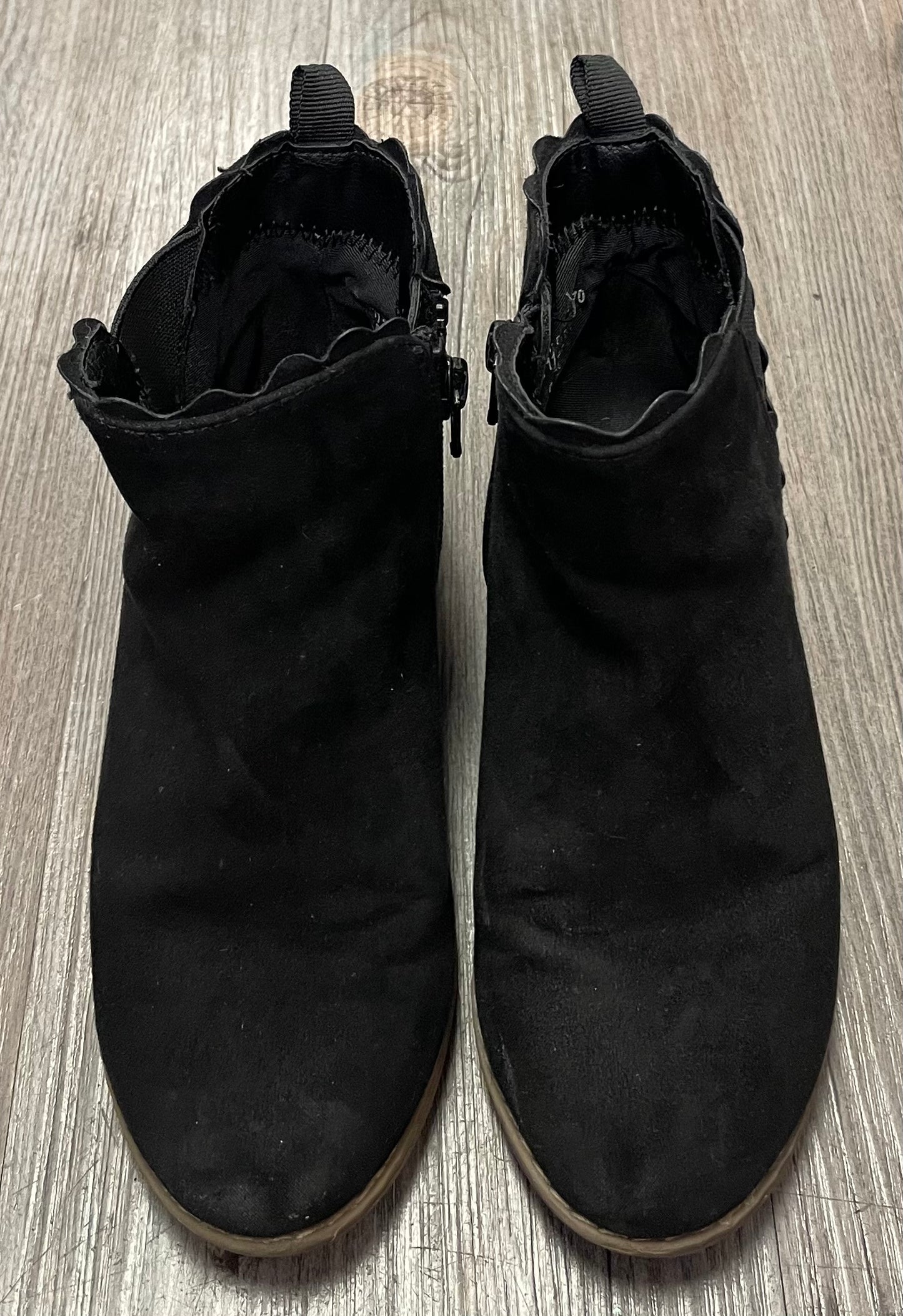 Black  Gap Hightop Fall Boots, 12Y