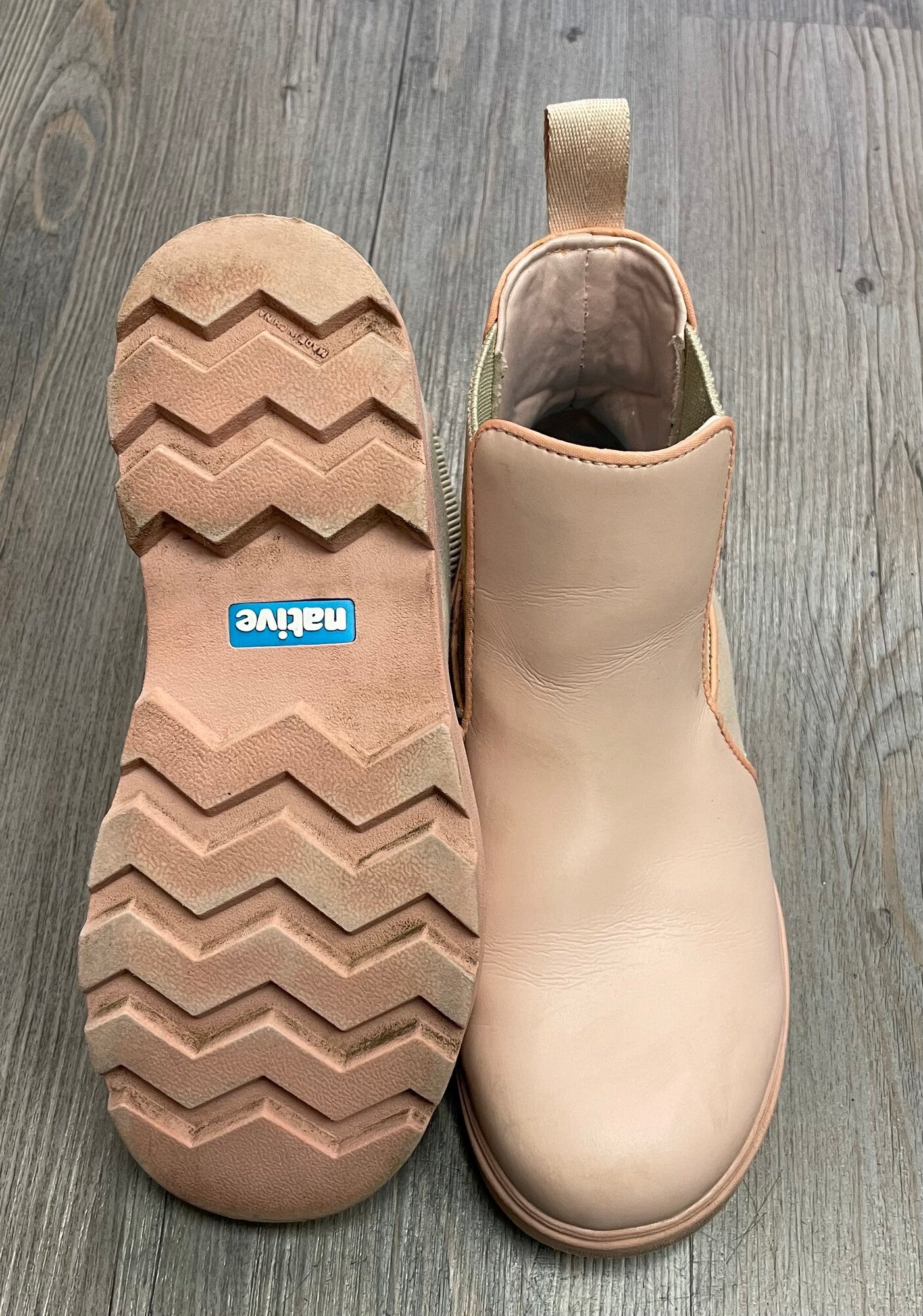 Pink  Native Kensington Shoes, J4