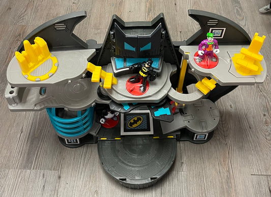 Multi  Imaginext Batman Batcave, Pre-owned