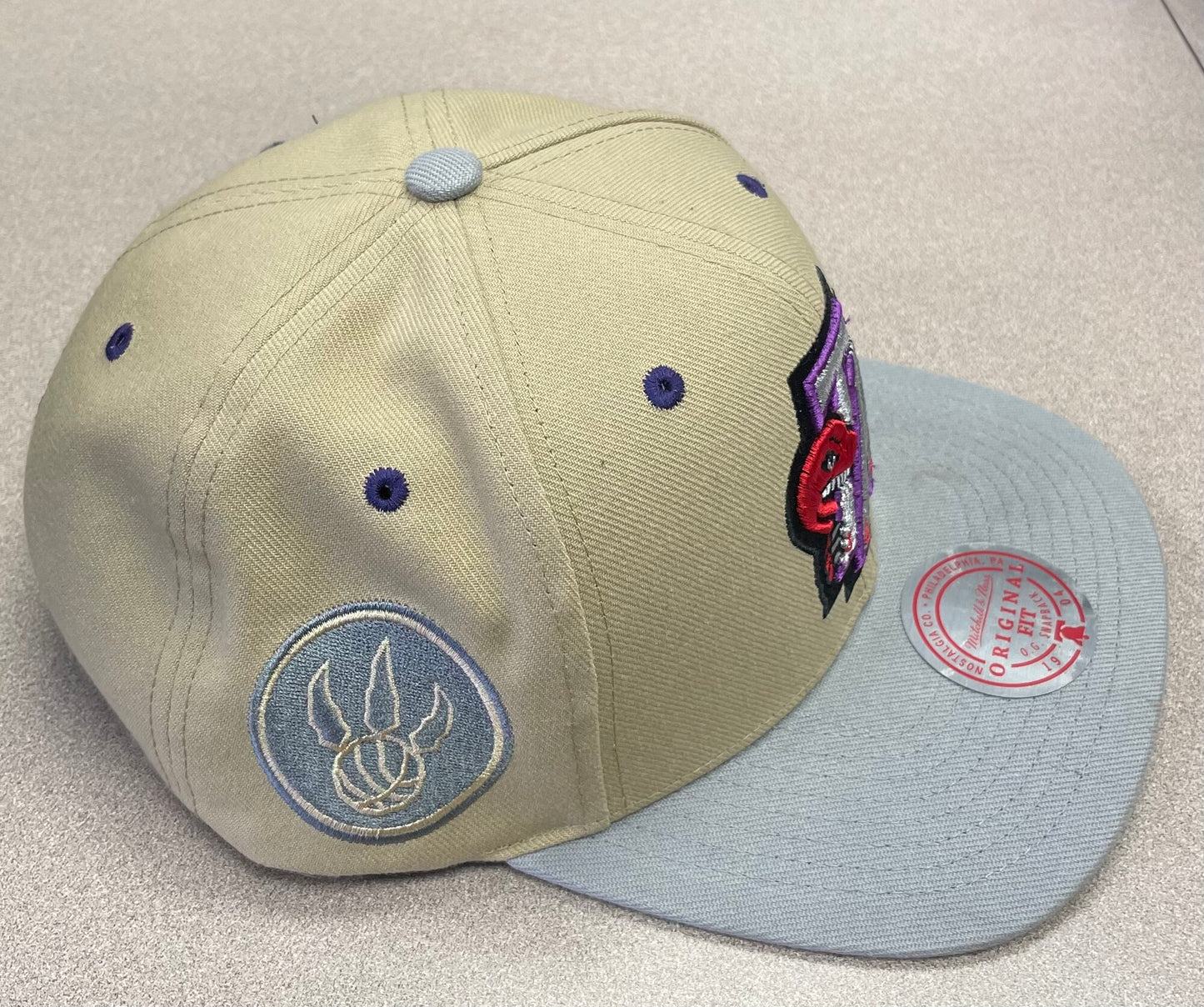 Olive/gr  Toronto Raptors Cap, One Size