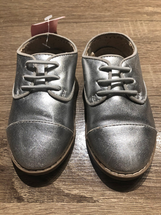 Silver  Gap Shoes, 6T