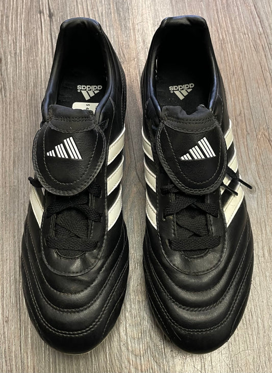 Black  Nike Soccer Cleats, 8.5Y