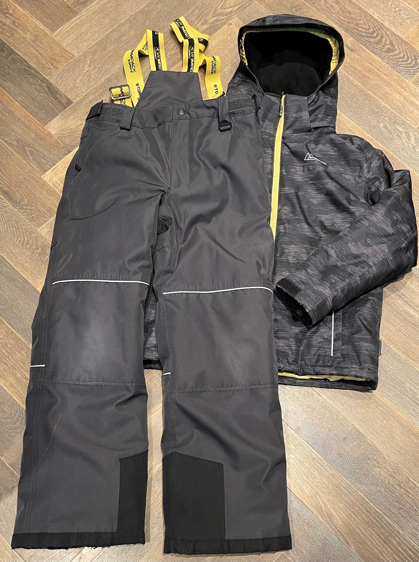 Charcoal  Stormpack By Sunice Set, 12Y