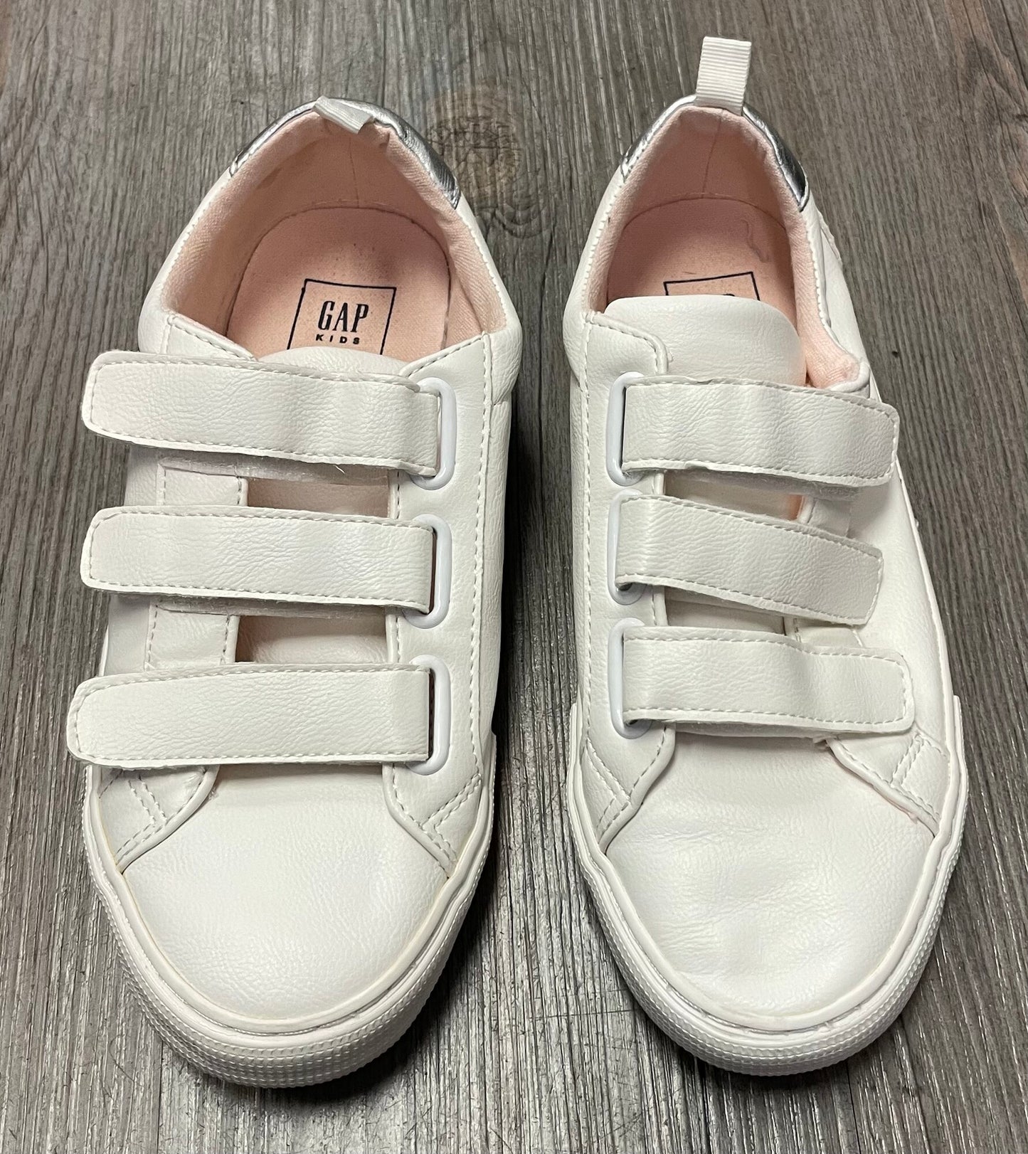 White  Gap Velcro Shoes, 3Y