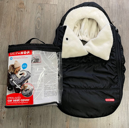 Black  Skip Hop Carseat Cover, Pre-owned