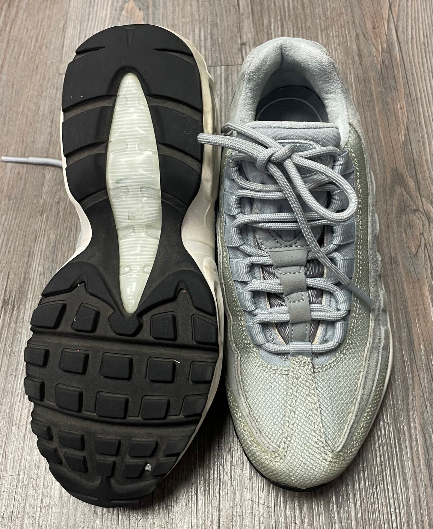 Mint  Nike Airmax 95 Shoes, 5Y