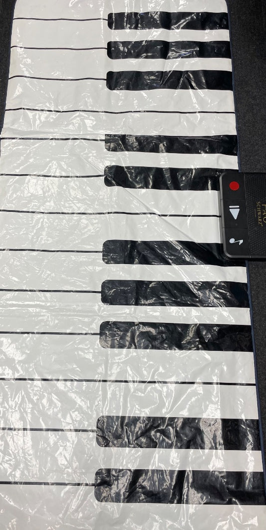 Black & White FAO Schwarz Floor Piano, Large