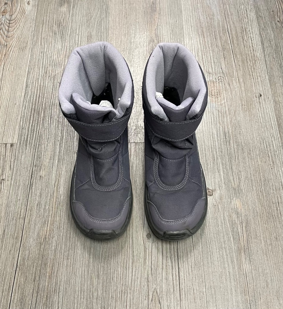 Purple Quechua Winter Boots, 4Y